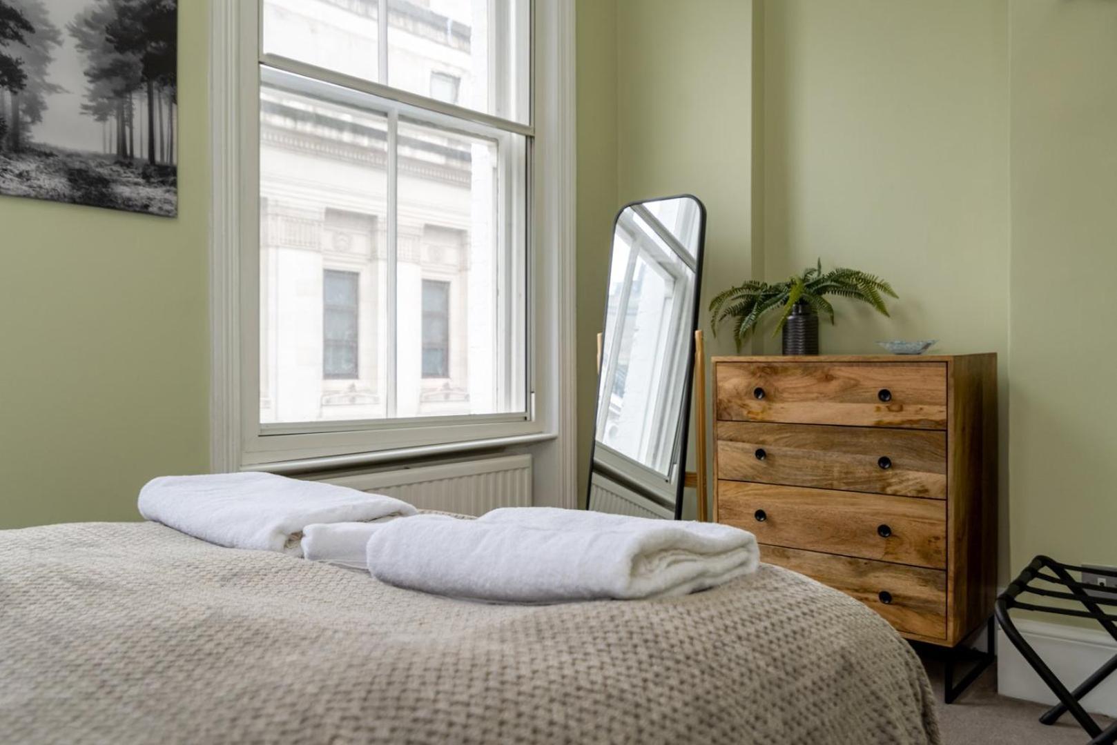 Guestready - Stunning Covent Garden 2Br Duplex Apartment London Bagian luar foto
